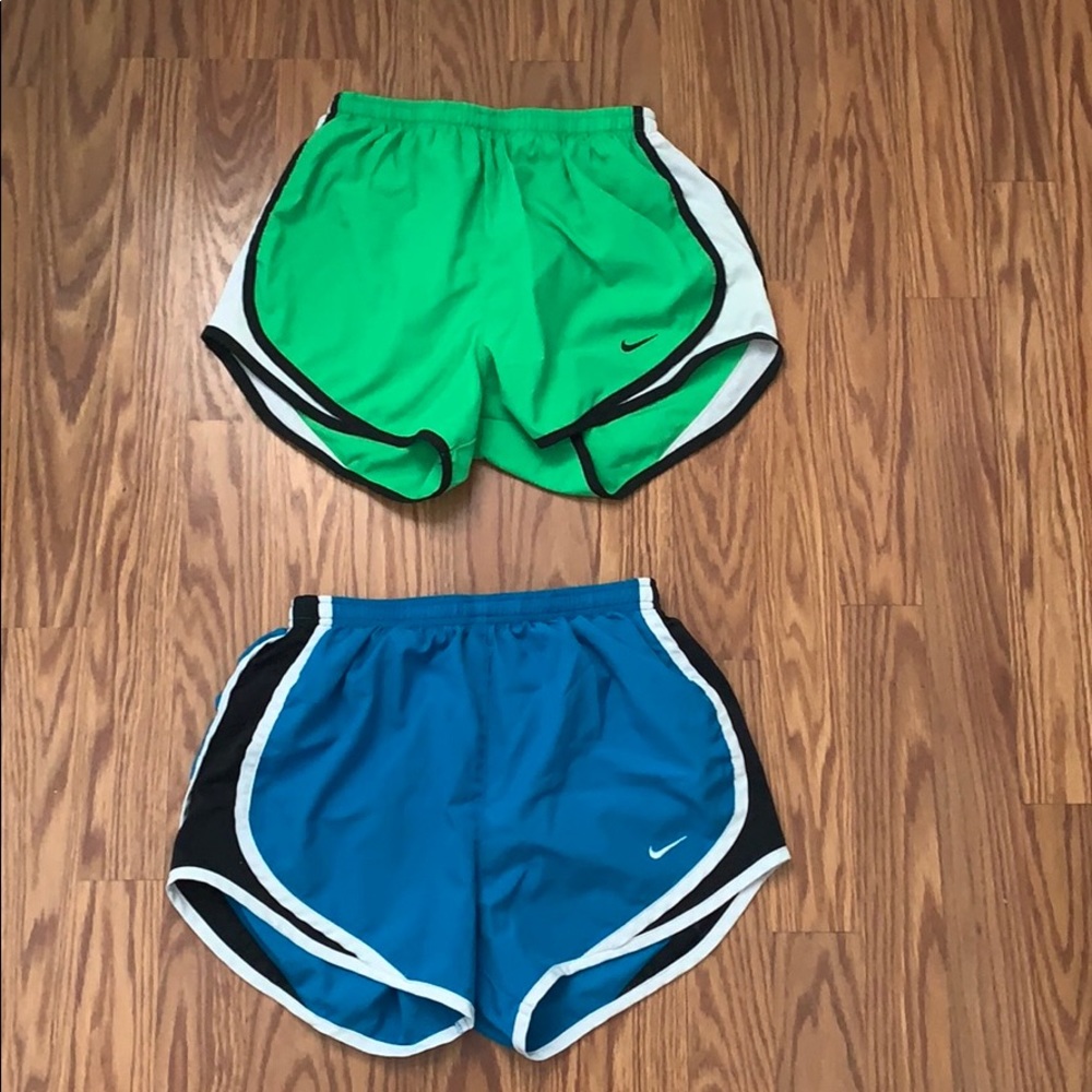 Set of 2 Nike Tempo Running shorts
